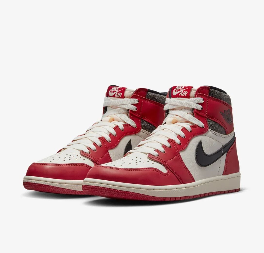 30cm NIKE Air Jordan 1 High OG シカゴ