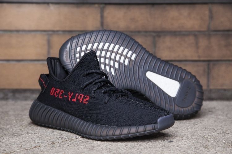 希少】adidas Yeezy Boost 350 V2 イージーブースト (adidas