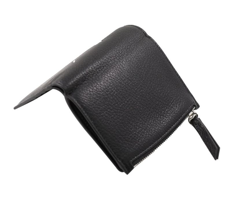 送料関税込★Maison Margiela★折りたたみ財布☆ ☆送料関税込☆MAISON MARGIELA 二つ折り財布☆超人気☆ (Maison