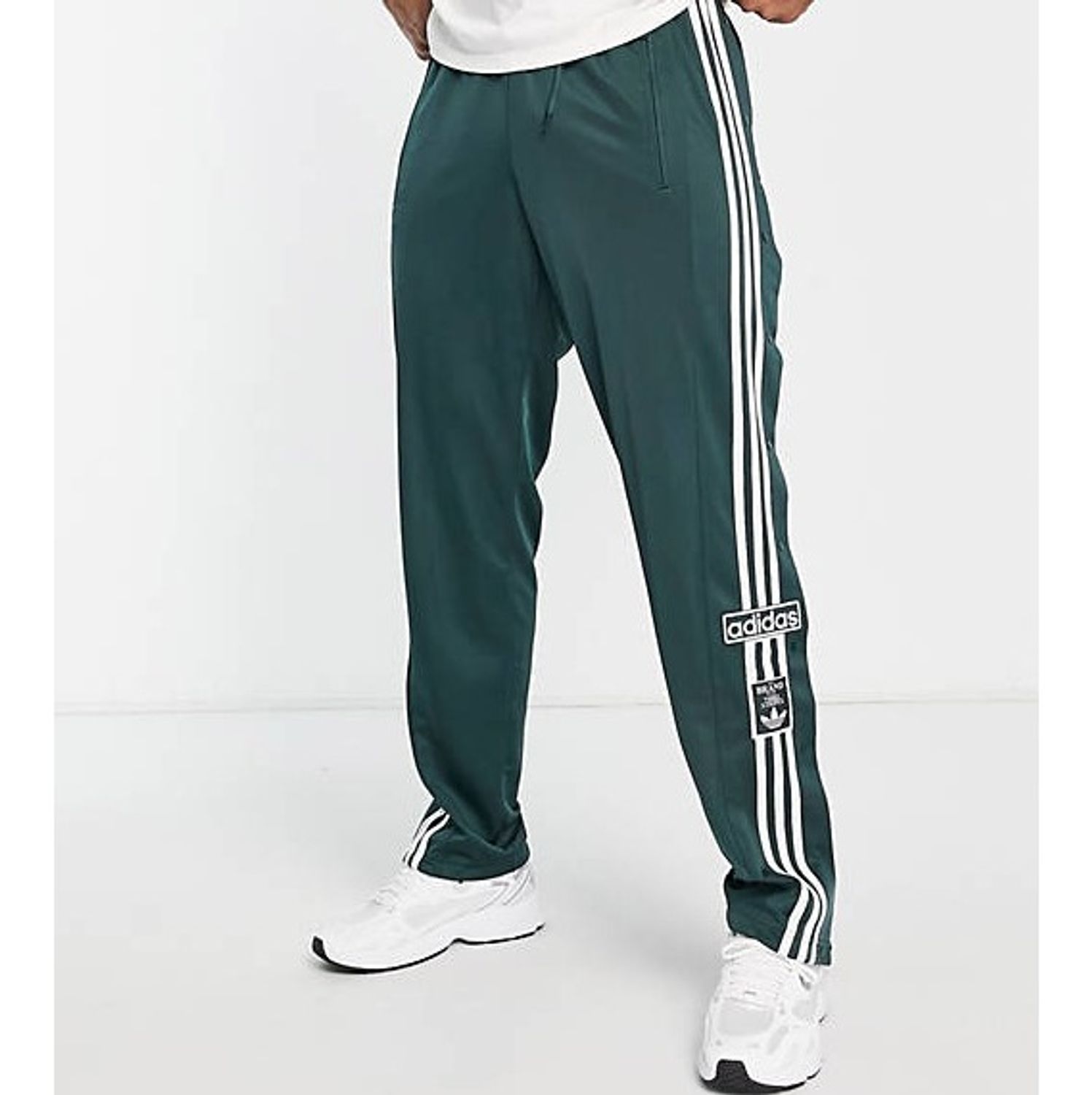 adidas♪