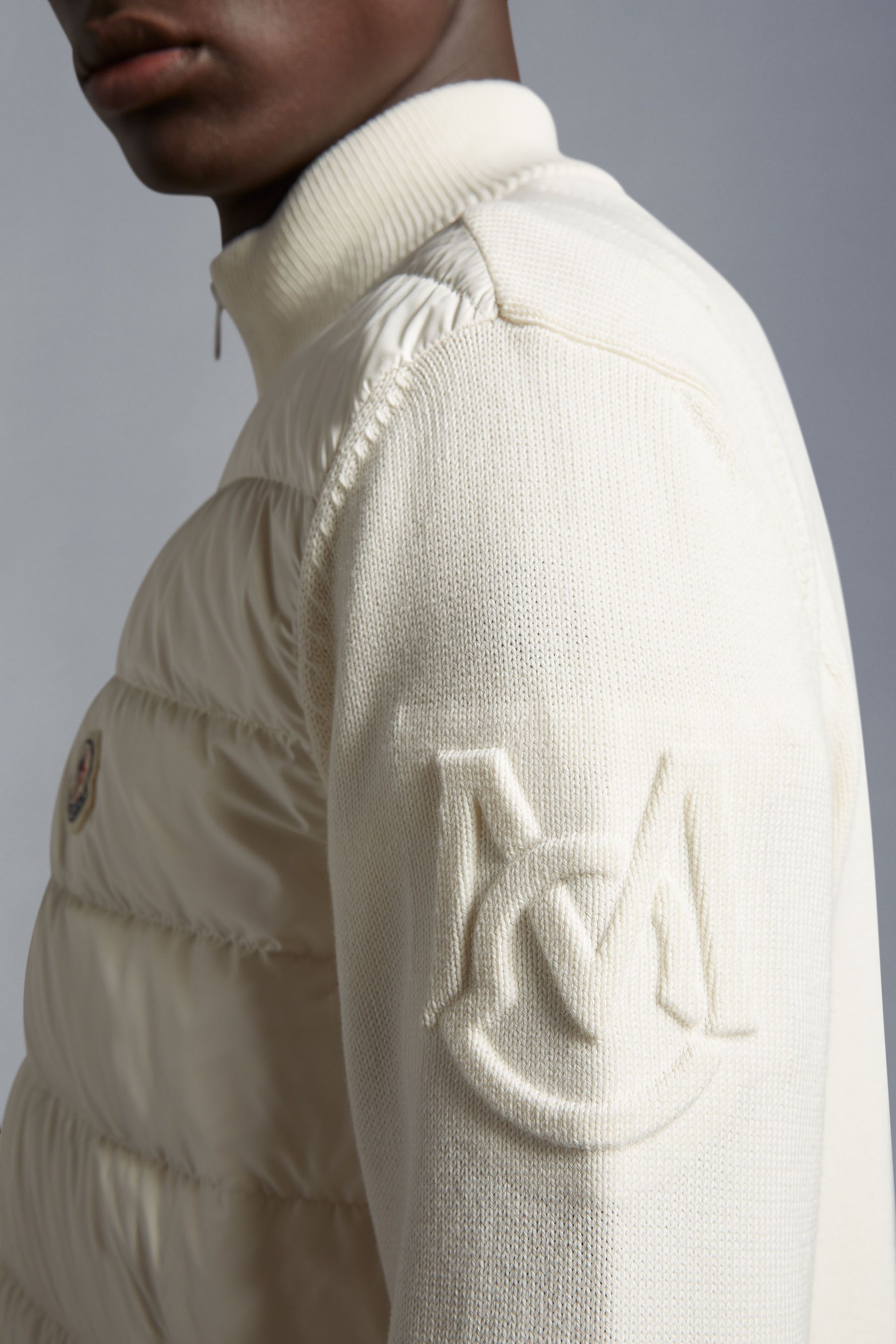MONCLER2023春夏キッズ 異素材MIXダウン入りカーディガン 4A/6A MONCLER2023春夏キッズ 異素材MIXダウン入りカーディガン 4A/6A