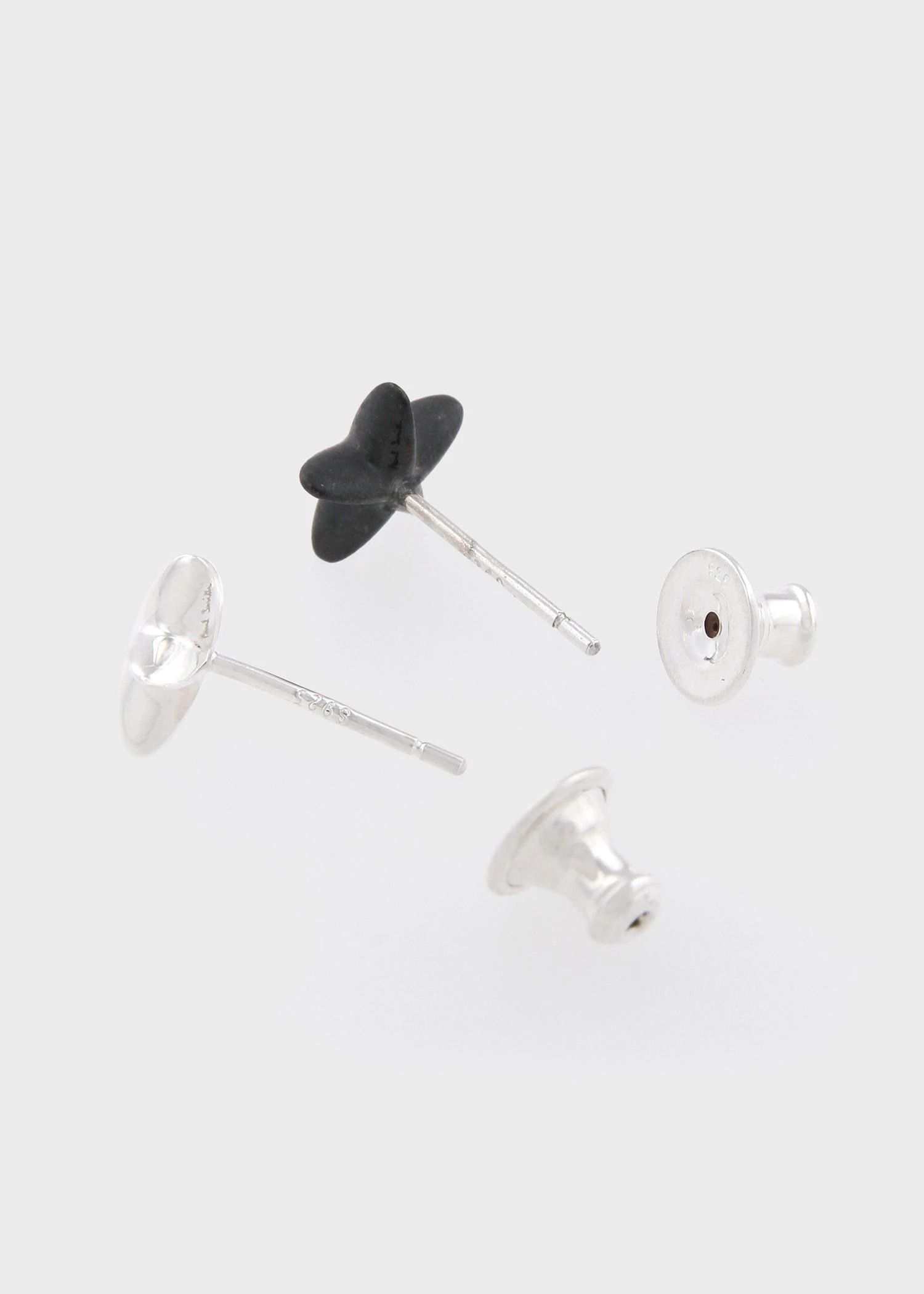 Paul Smith（ポールスミス）の「BLACK STAR PIERCE / 210926 270