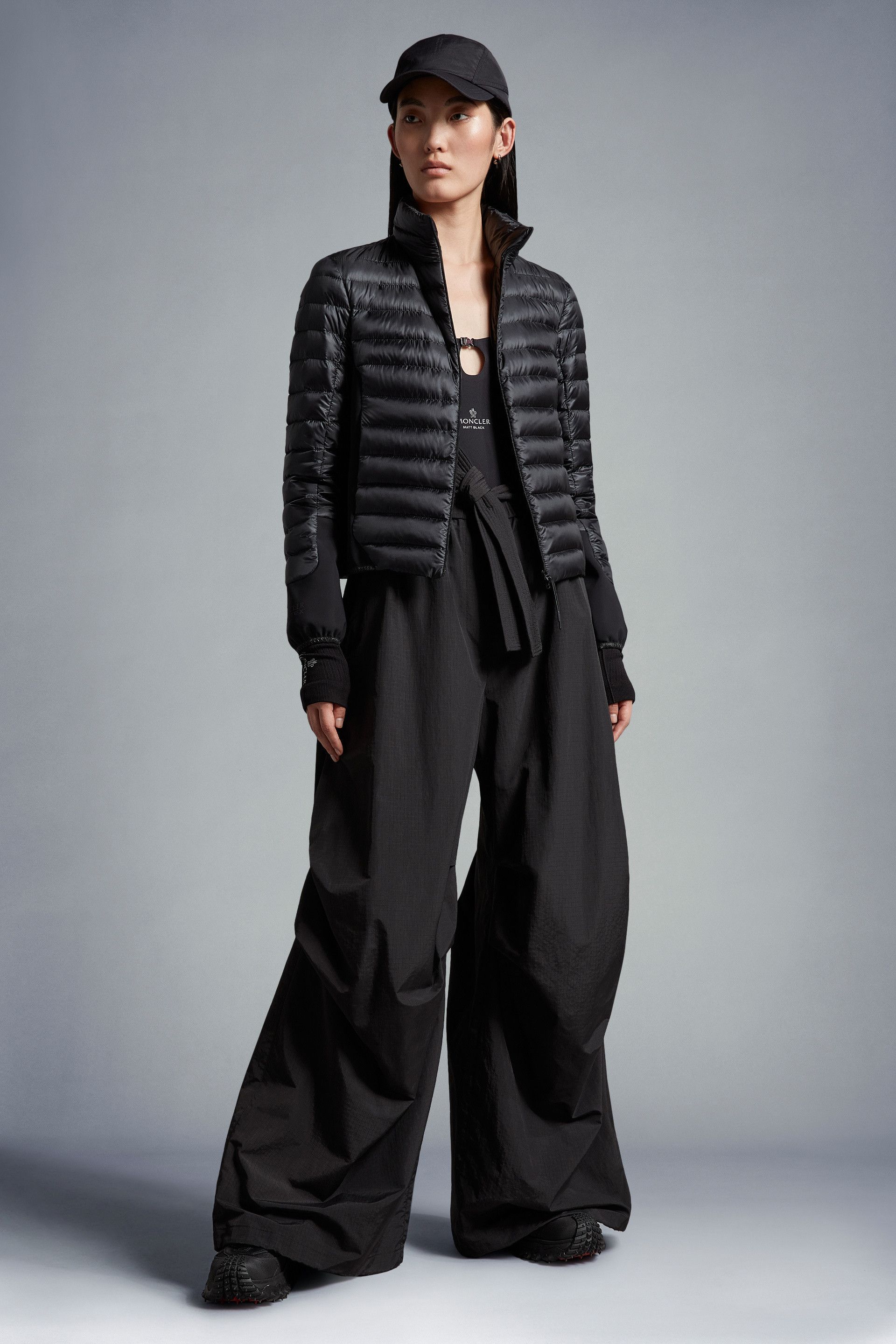 MONCLER2023春夏新作 ハイネックライトダウンジャケット VERDET MONCLER2023春夏新作 ハイネックライトダウンジャケット VERDET