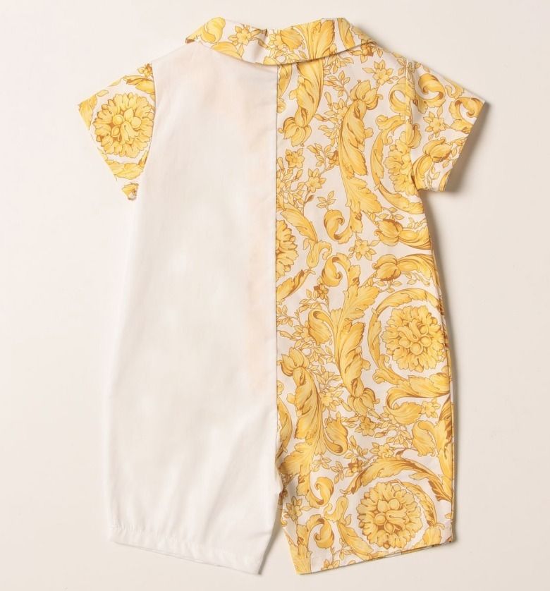 【関税込み】Versace ベビー セットアップ & ロンパース VERSACE(ヴェルサーチェ)のベビー・キッズ ベビーロンパース