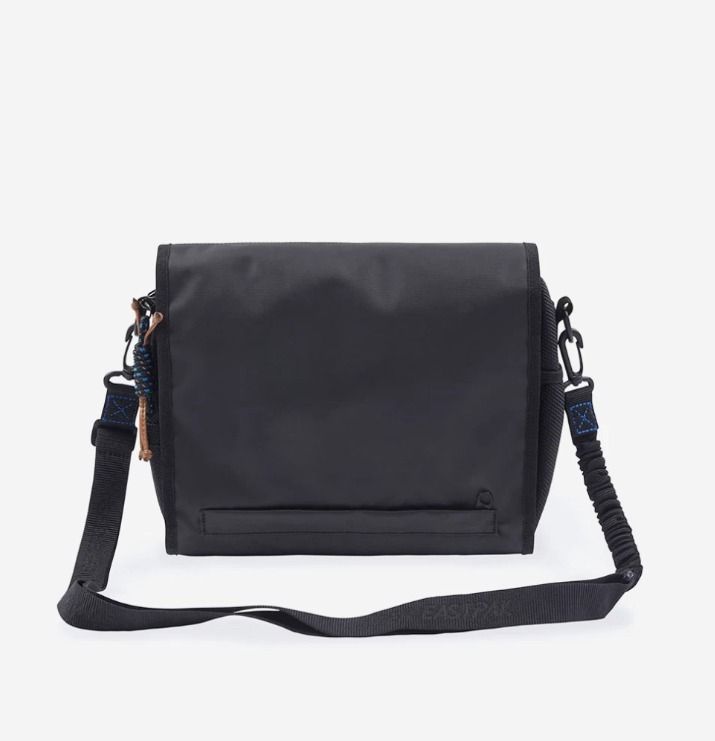 ★韓国の人気★Ader Error x Eastpak Shoulder Ba.g Black★ ☆韓国の人気☆Ader Error x Eastpak Shoulder Ba.g Black