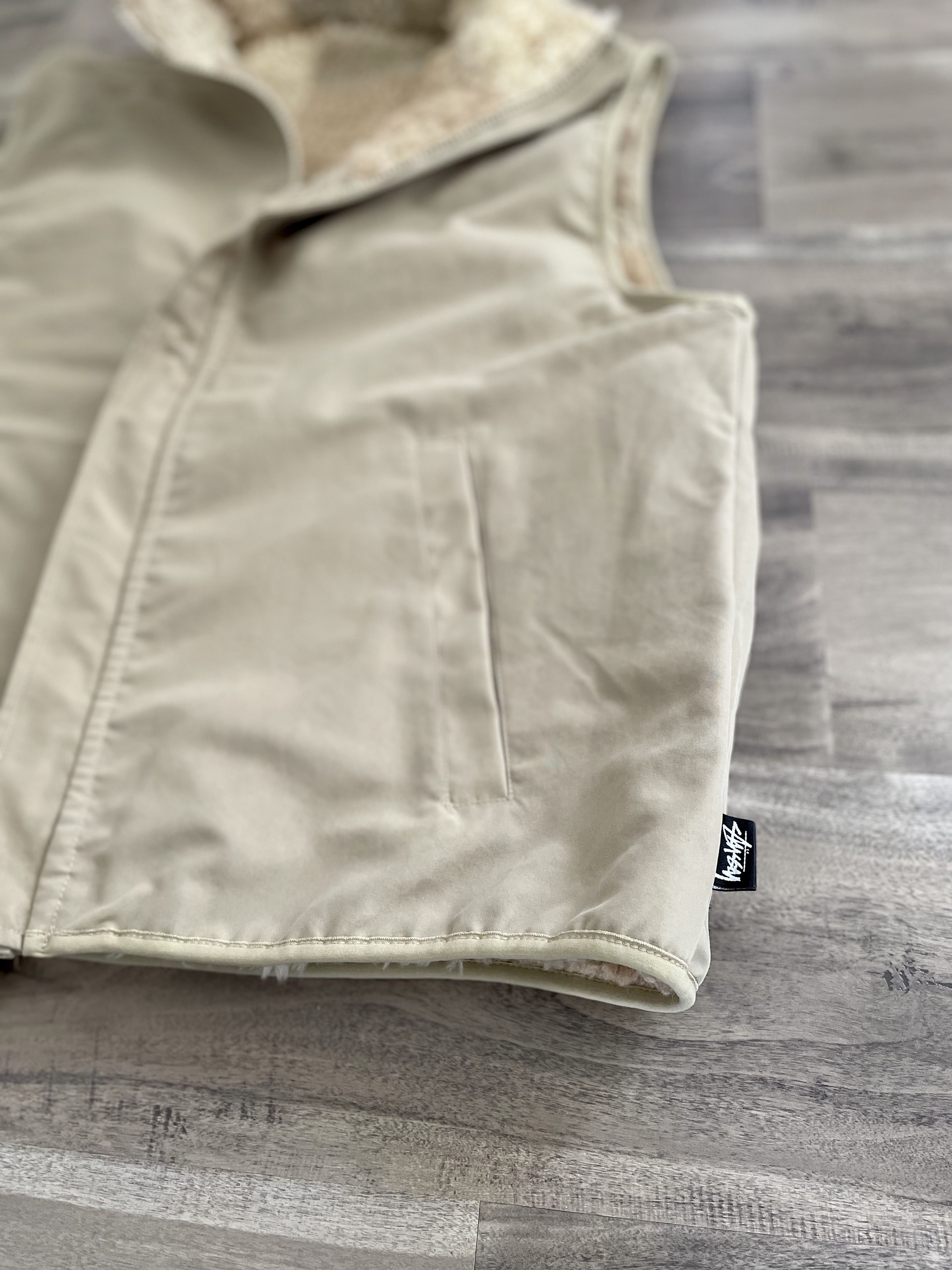 追跡有送料込【STUSSY】COLORBLOCK REVERSIBLE VEST (STUSSY
