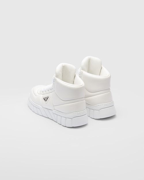 国内発□PRADA パデッドナッパレザー ハイトップスニーカー