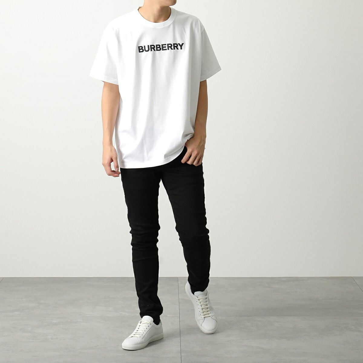 BURBERRY 半袖 Tシャツ HARRISTON 8055307 8055309 BURBERRY バーバリー クルーネックTシャツ HARRISTON ブラック