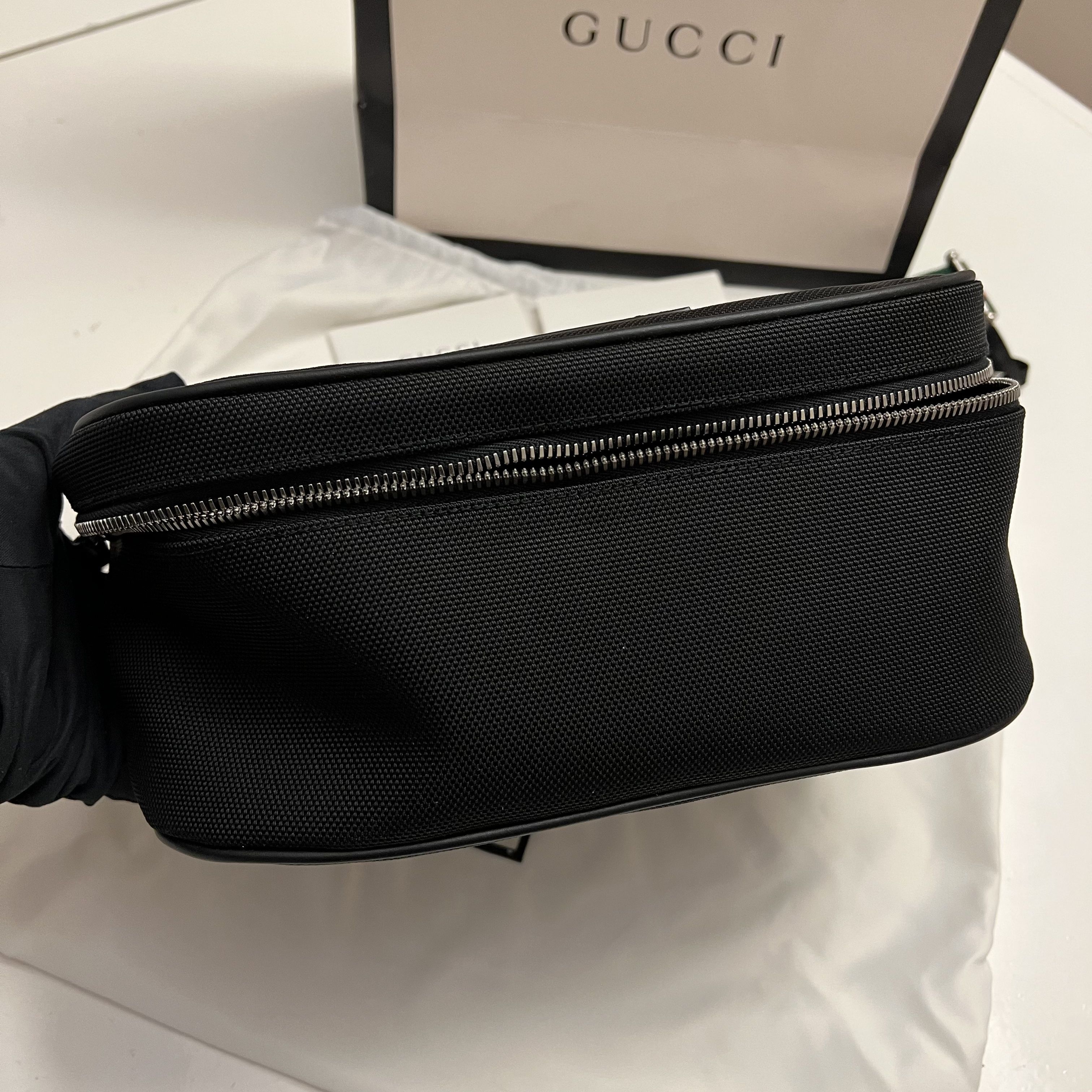 入手困難◇GUCCI◇ウエストバッグ・ボディバッグ ユニセックスOK