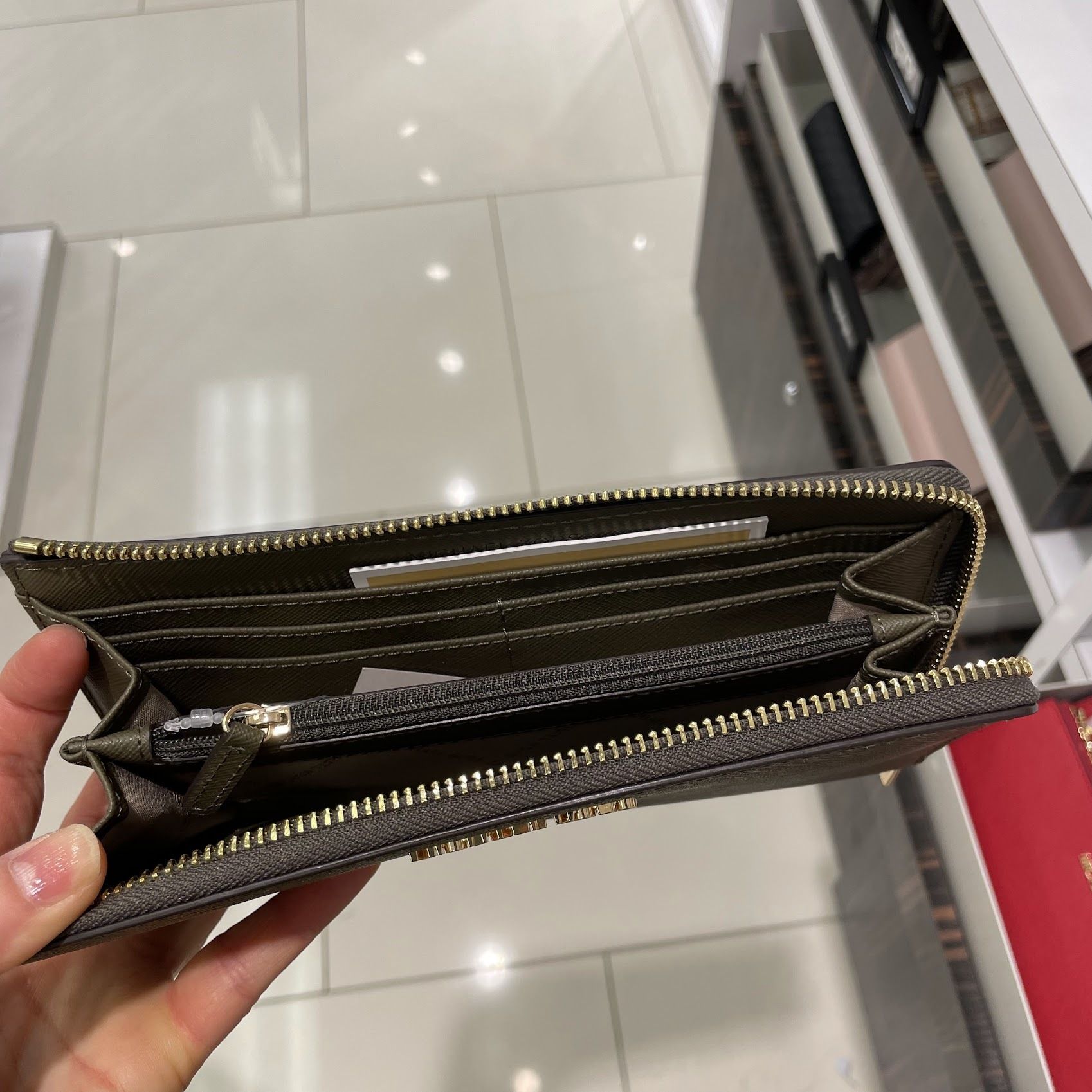 即発 MICHAEL KORS JET SET TRAVEL L字ジッパー レザー長財布 MICHAEL KORS◇JET SET TRAVEL L字ジッパー レザー長財布