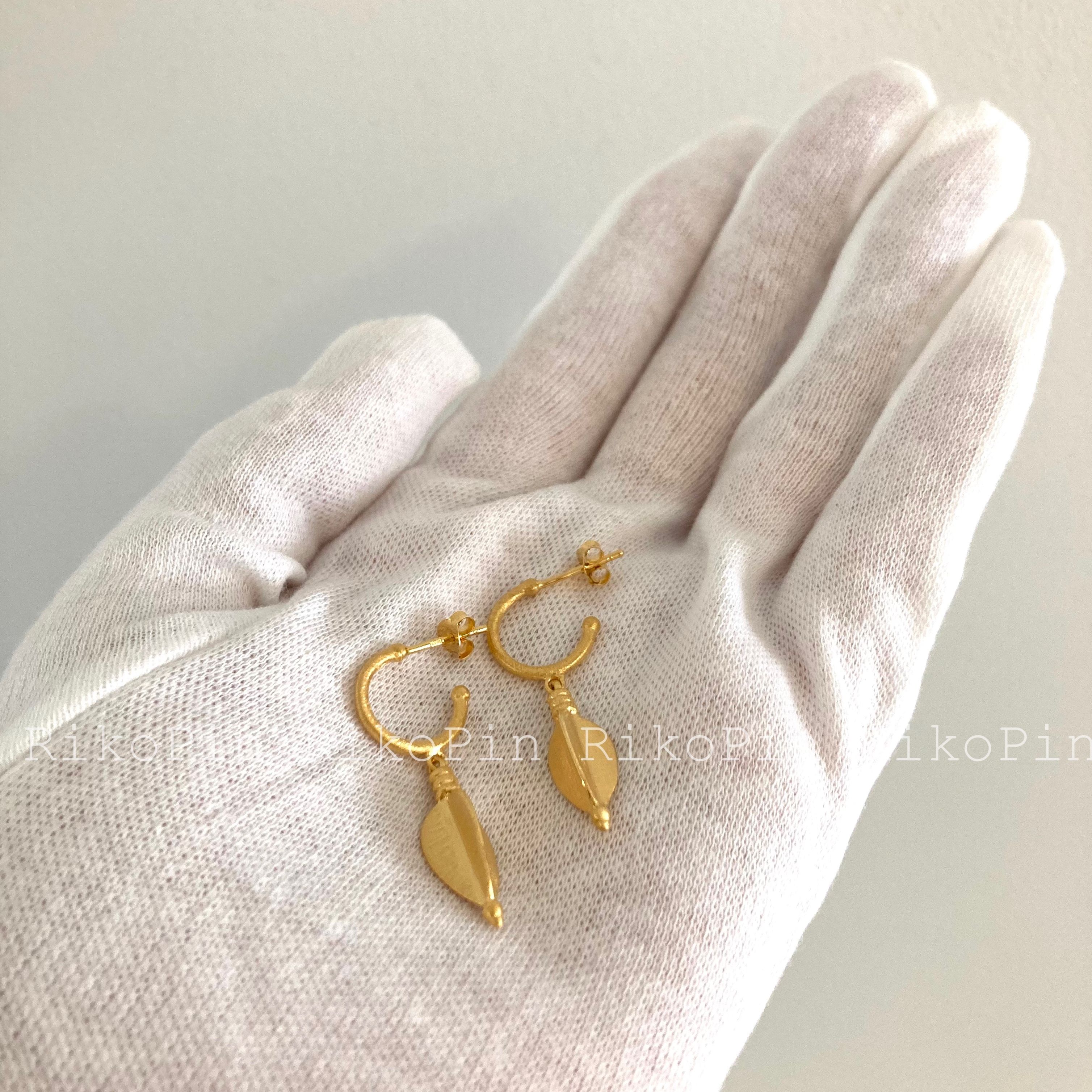 【TEMPLE OF THE SUN】Alena ゴールドピアス/18k/追跡便 TEMPLE OF THE SUN】Alena ゴールドピアス/18k/追跡便 (TEMPLE