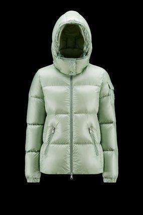 MONCLER ショートダウンジャケット 機能性と上品さ Fourmine MONCLER ショートダウンジャケット 機能性と上品さ Fourmine