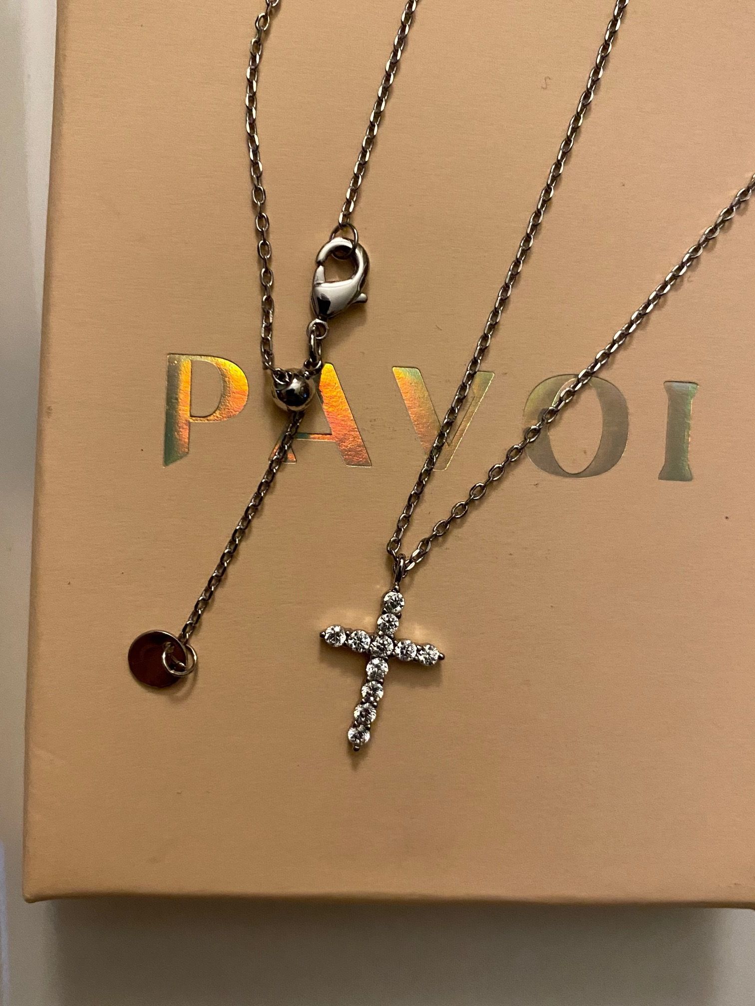 【PAVOI】クロスペンダント 十字架 ネックレス CZ Amazon.com: PAVOI Rhodium Plated Cubic Zirconia Cross