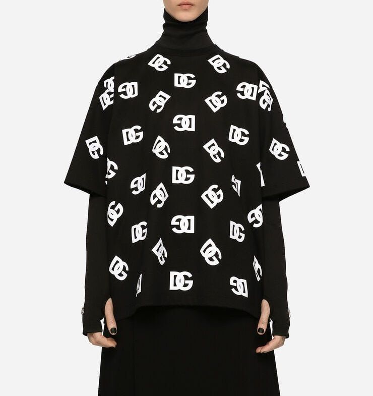 【Dolce & Gabbana】DGロゴオールオーバープリント Tシャツ Dolce & Gabbana】DGロゴオールオーバープリント Tシャツ (Dolce