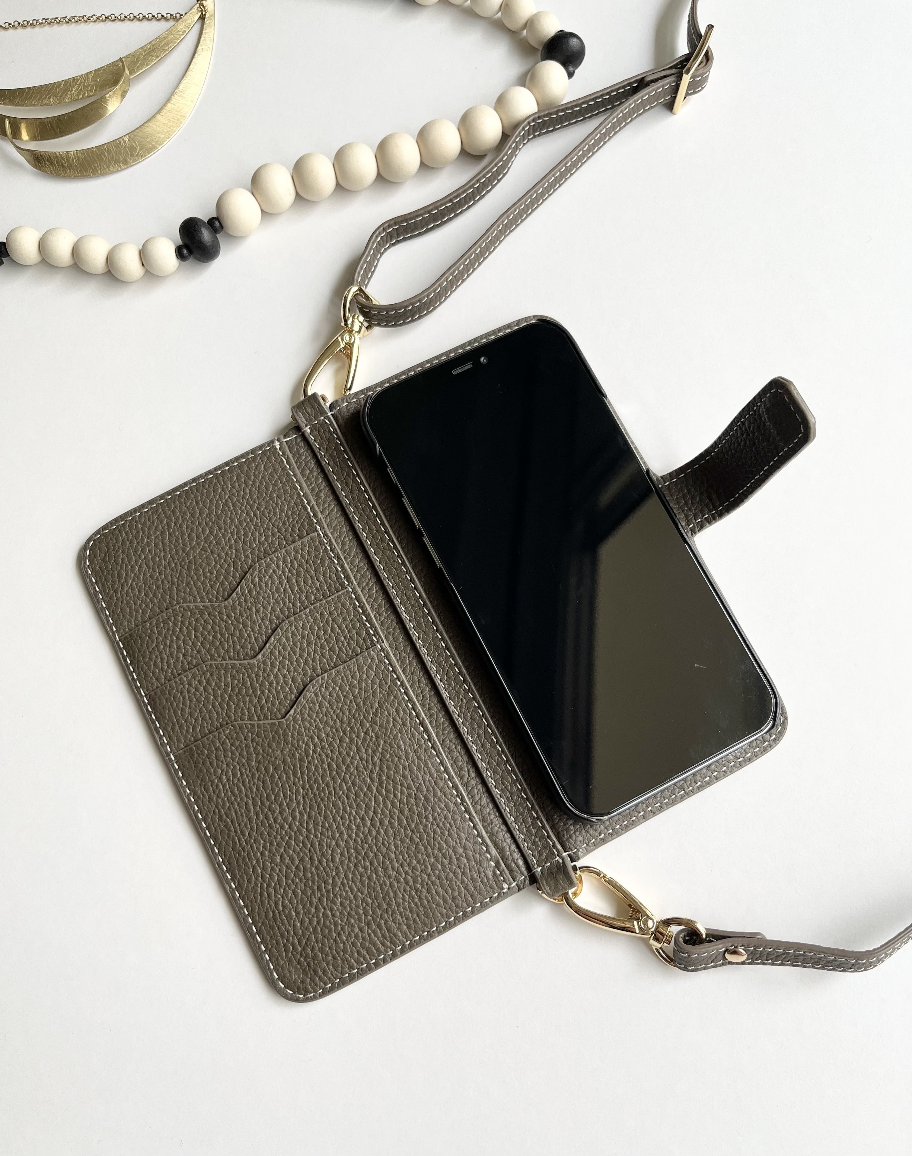 Gamuu 本革手帳型 ショルダーベルト付き名入れ Iphoneケース org.jpg