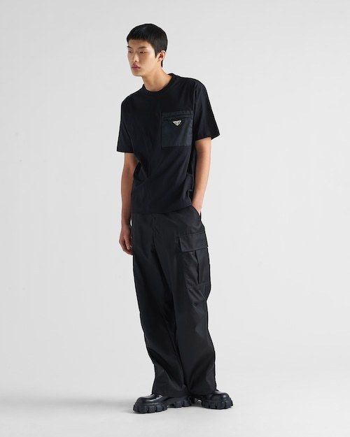 ☆PRADA☆プラダ Re Nylon ジャージー メタルロゴ Tシャツ ☆PRADA☆プラダ Re Nylon ジャージー メタルロゴ Tシャツ