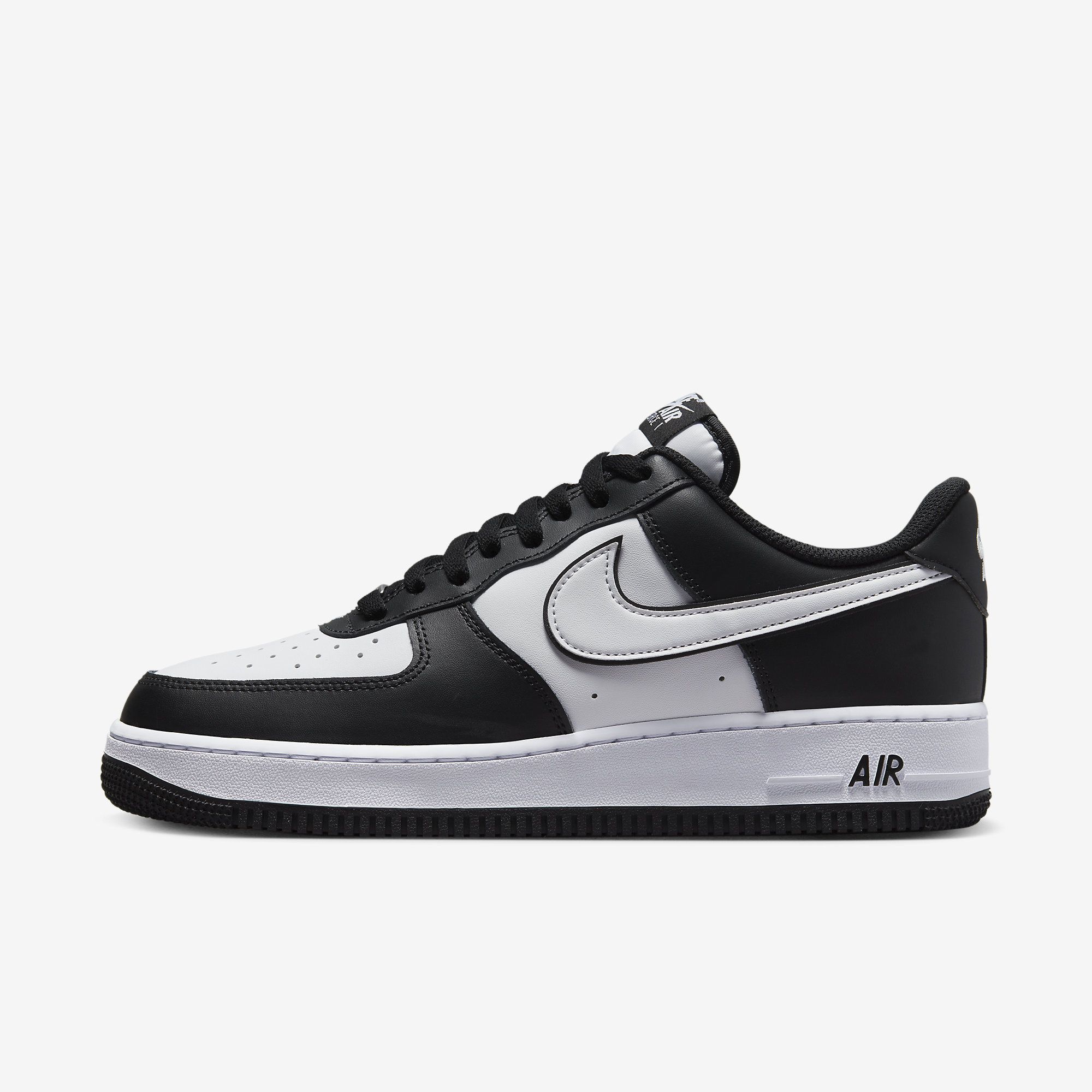 ◇大人気◇NIKE AIR FORCE 1 '07 PANDA BLACK WHITE◇送料込◇ (Nike ...