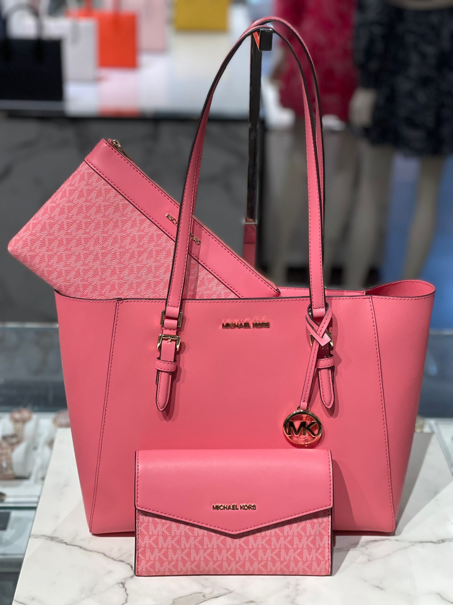 Michael Kors 2way ラージ A4収納可能 バック Rose