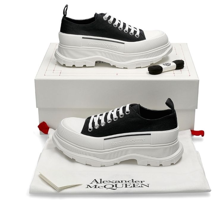 関税負担なし☆alexander mcqueen スニーカー トレッド スリック ALEXANDER McQUEEN (アレキサンダーマックイーン) トレッド