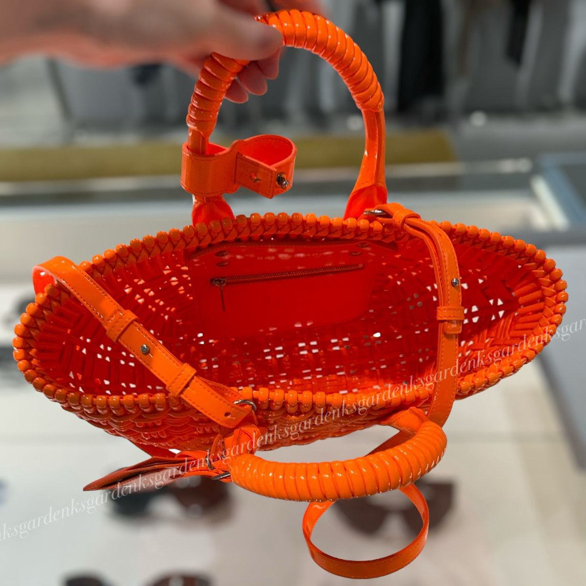 【史上最も激安】 BALENCIAGA☆BISTRO XS ストラップ付きバスケット☆すぐ届く バッグ