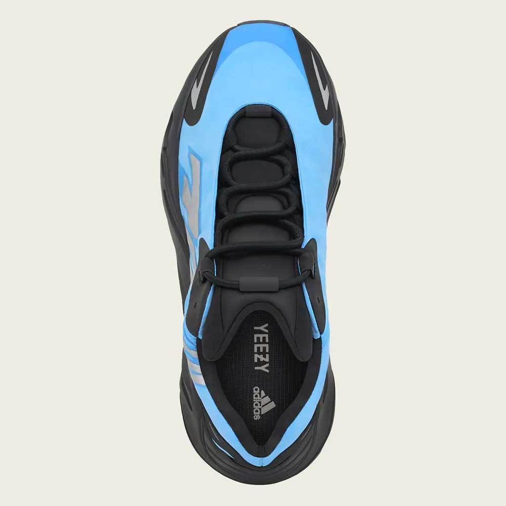 【本物保証 /関税・送料無料】adidas Yeezy Boost 700 本物保証 /関税・送料無料】ADIDAS YEEZY 700 MNVN (adidas