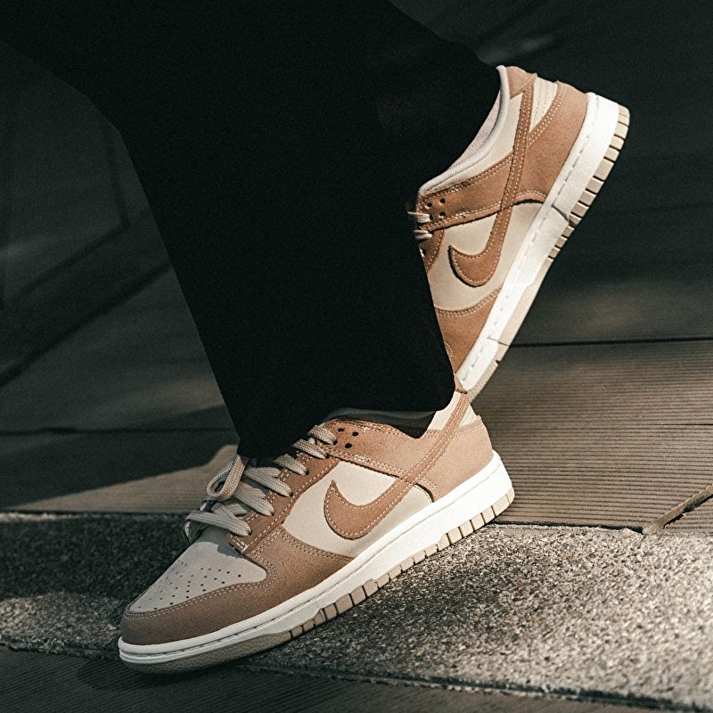 Nike WMNS DUNK LOW SE SANDDRIFT サンドドリフト (Nike/スニーカー