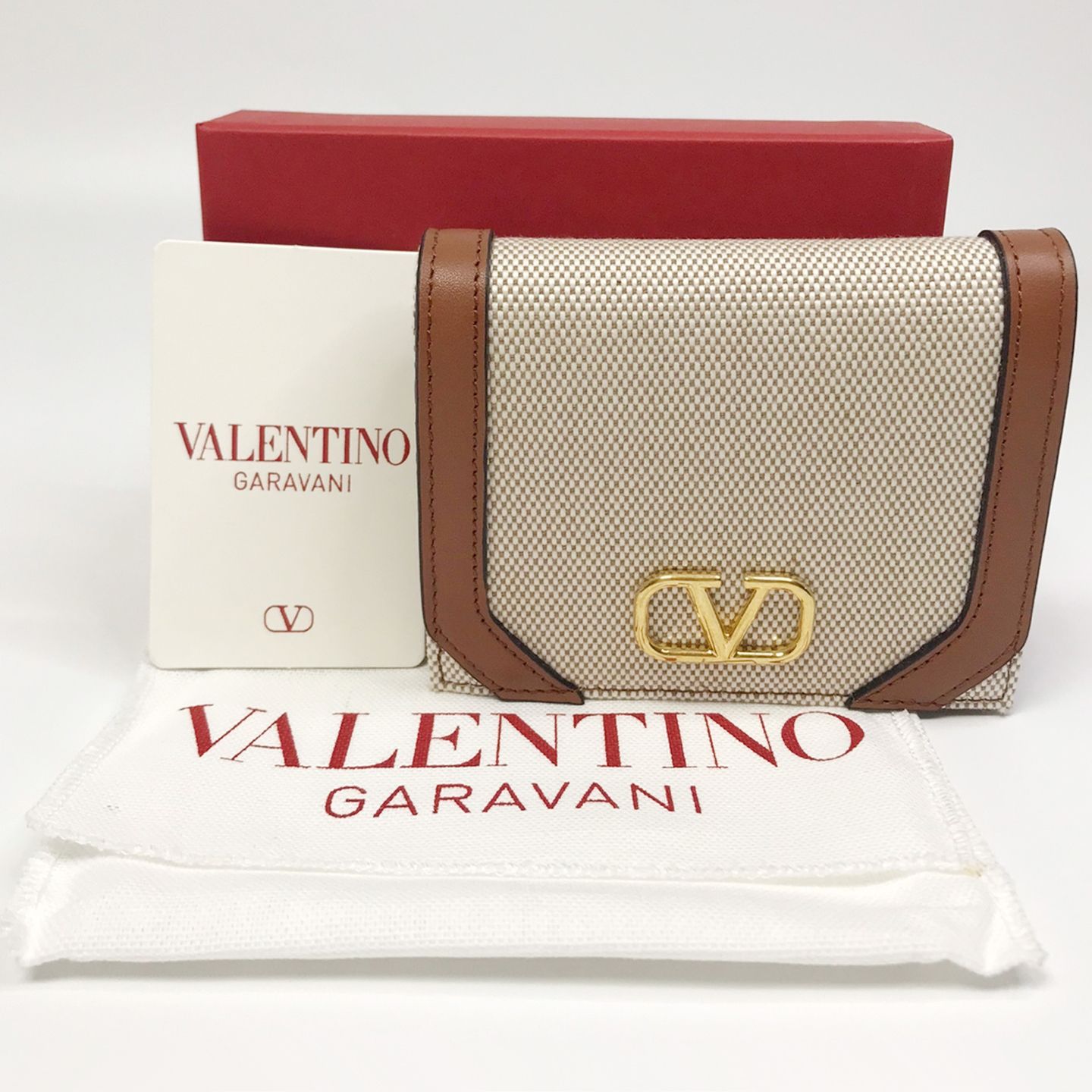 ゴールド（金色）系 VALENTINO VLOGO(ヴァレンティノ Vロゴ