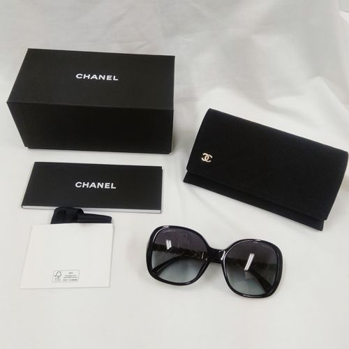 即納 CHANEL 人気 スクエア サングラス チェーンロゴ 5470Q 即納 CHANEL 人気 スクエア サングラス チェーンロゴ 5470Q
