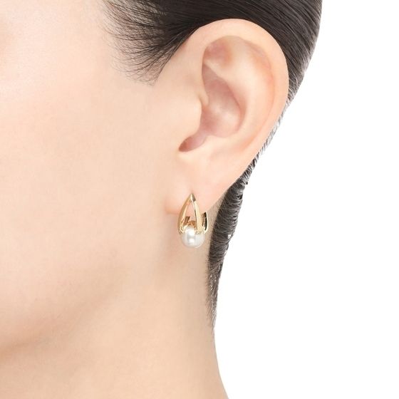 [すぐにお届け] MIKIMOTO M Collection ピアス ゴールド すぐにお届け] MIKIMOTO M Collection アコヤ真珠 ピアス