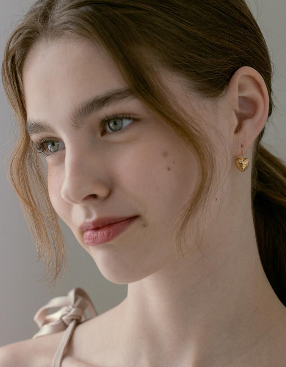 【TATIANA】Pearl Heart Hook Earrings EC1947〜ハートのピアス 2e4b12ce93c6b636c4b3a489189a9d