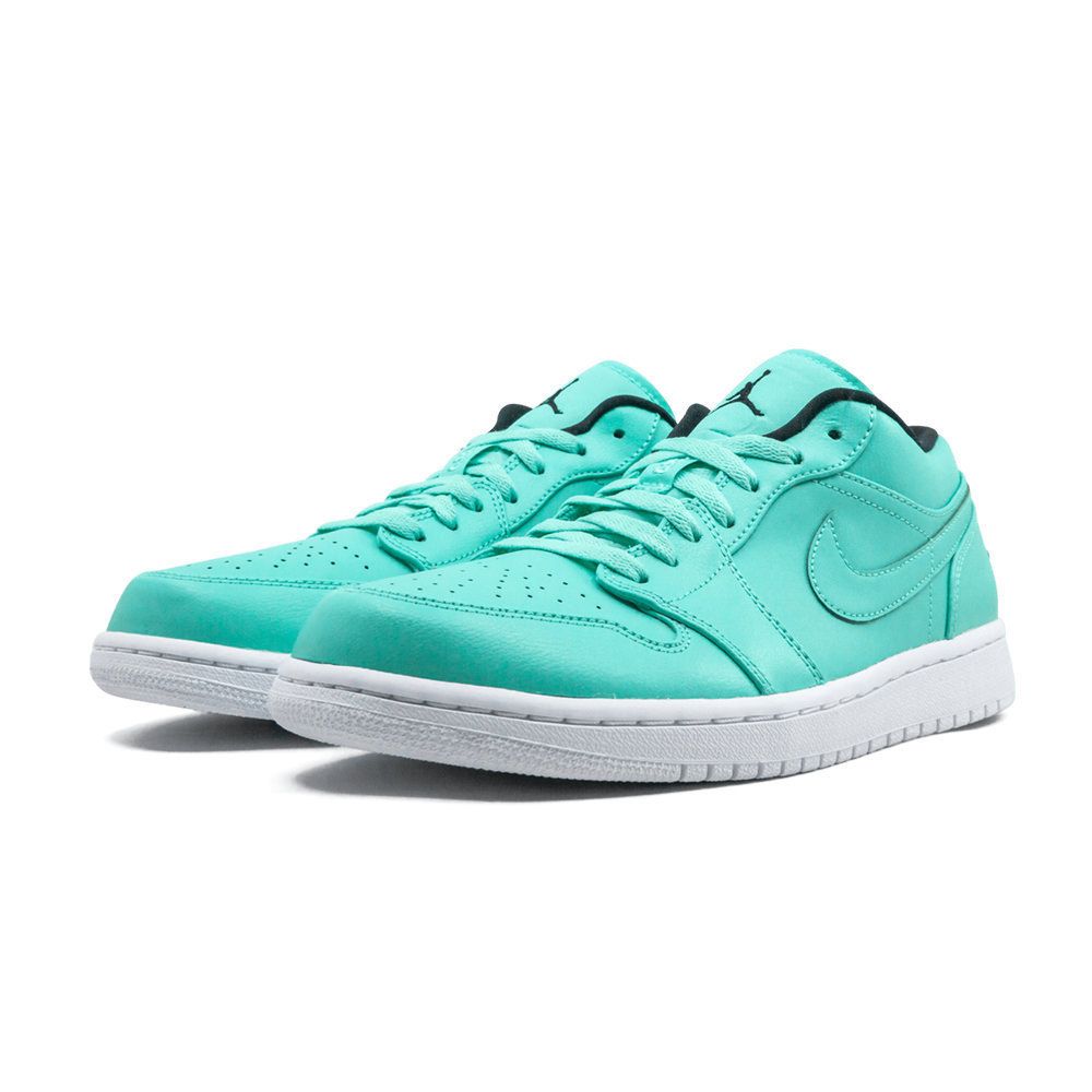 ★NIKE★送関込★ティファニーブルーを彷彿させる逸足★ ☆NIKE☆送関込☆ティファニーブルーを彷彿させる逸足☆ 靴