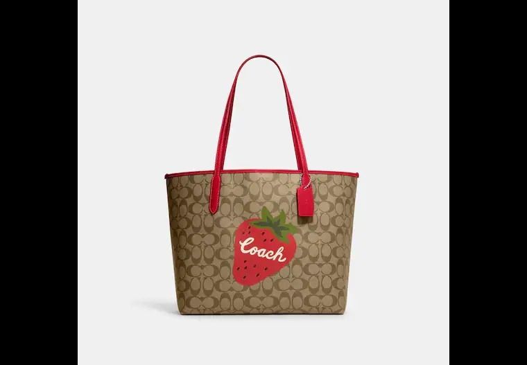 COACH（コーチ）☆シグネチャー・CITYトート☆大人気イチゴ柄