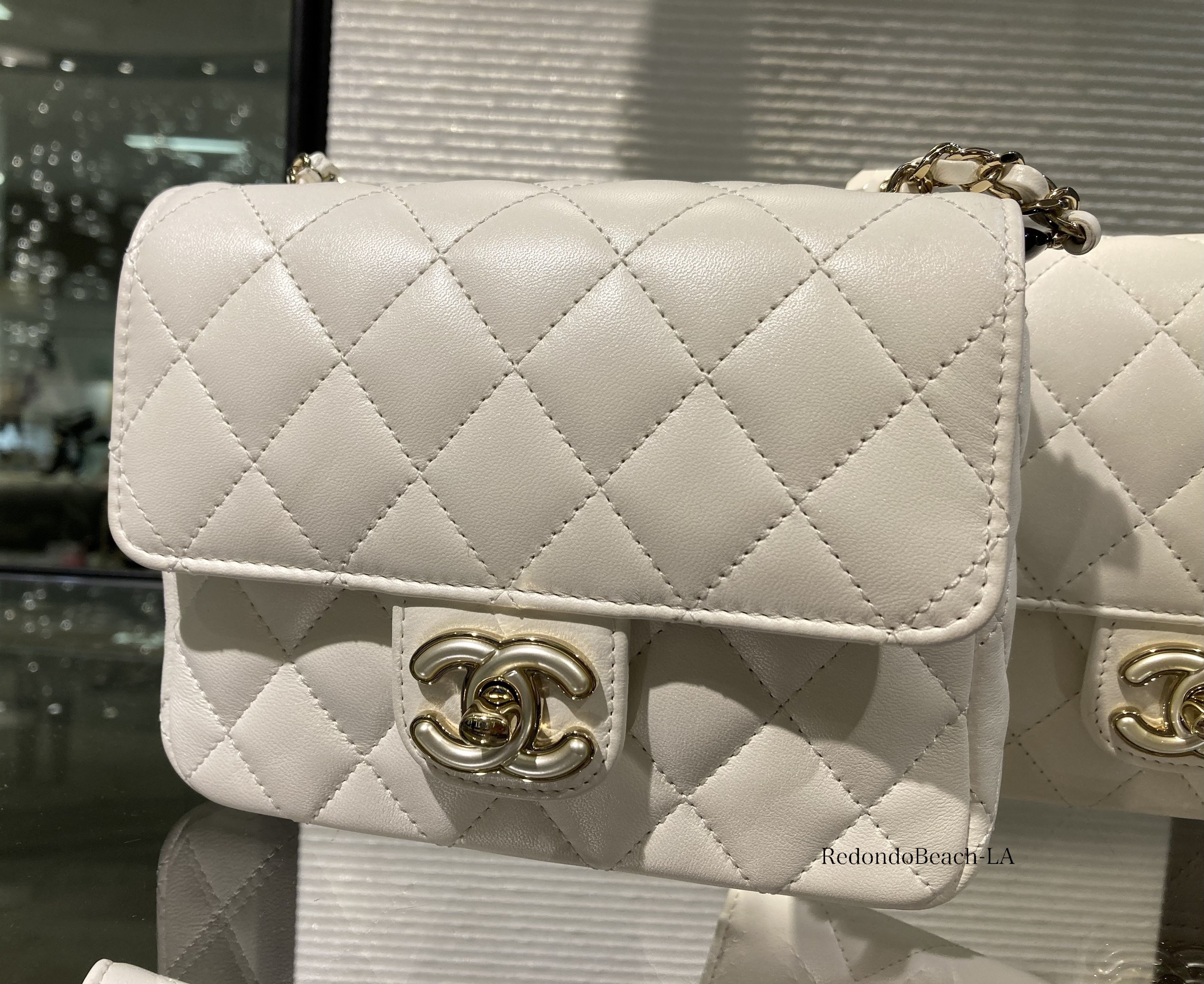 【☆可愛いサイズ感の希少品☆】CHANEL マトラッセショルダー CHANELでショルダーバッグ買うなら！？ミニサイズが絶対可愛い