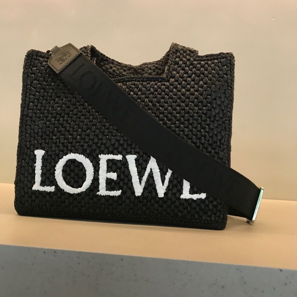 限定生産【LOEWE】フォント トート スモール（ラフィア） ☆4色