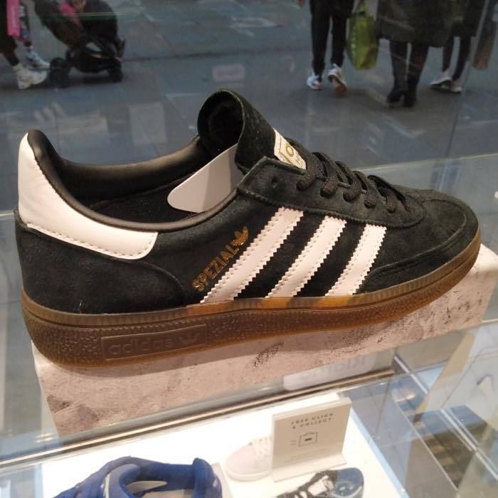 【adidas】Handball Spezial Trainers スエード スニーカー 黒 adidas】Handball Spezial Trainers スエード スニーカー 黒