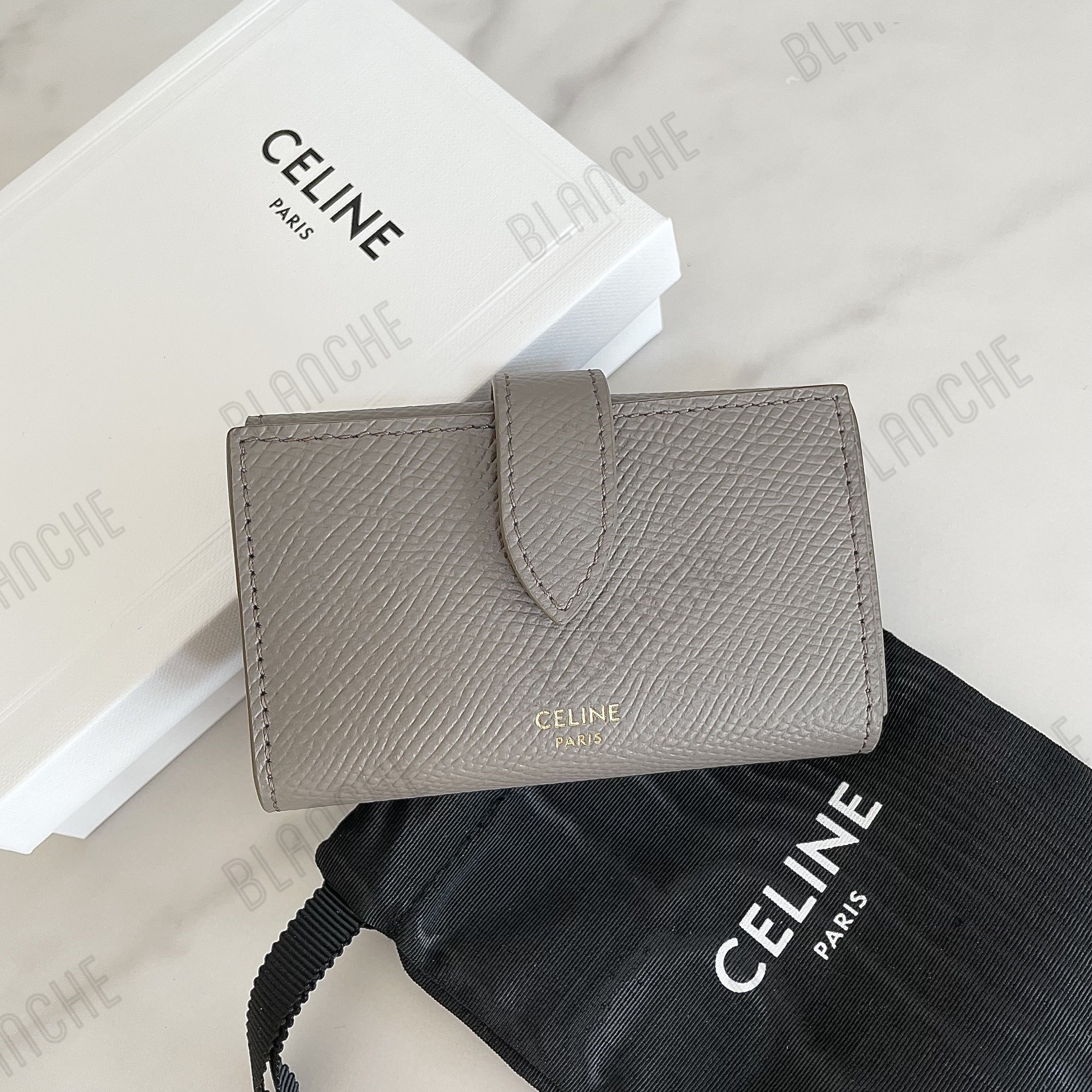 国内即発 CELINE セリーヌ キーケース グレインドカーフスキン (CELINE ...