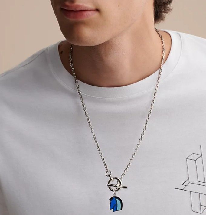 【HERMES】パラジウムメッキ Cheval  ネックレス Hermes☆メンズに大人気！かっこいいHelios Chevalネックレス青