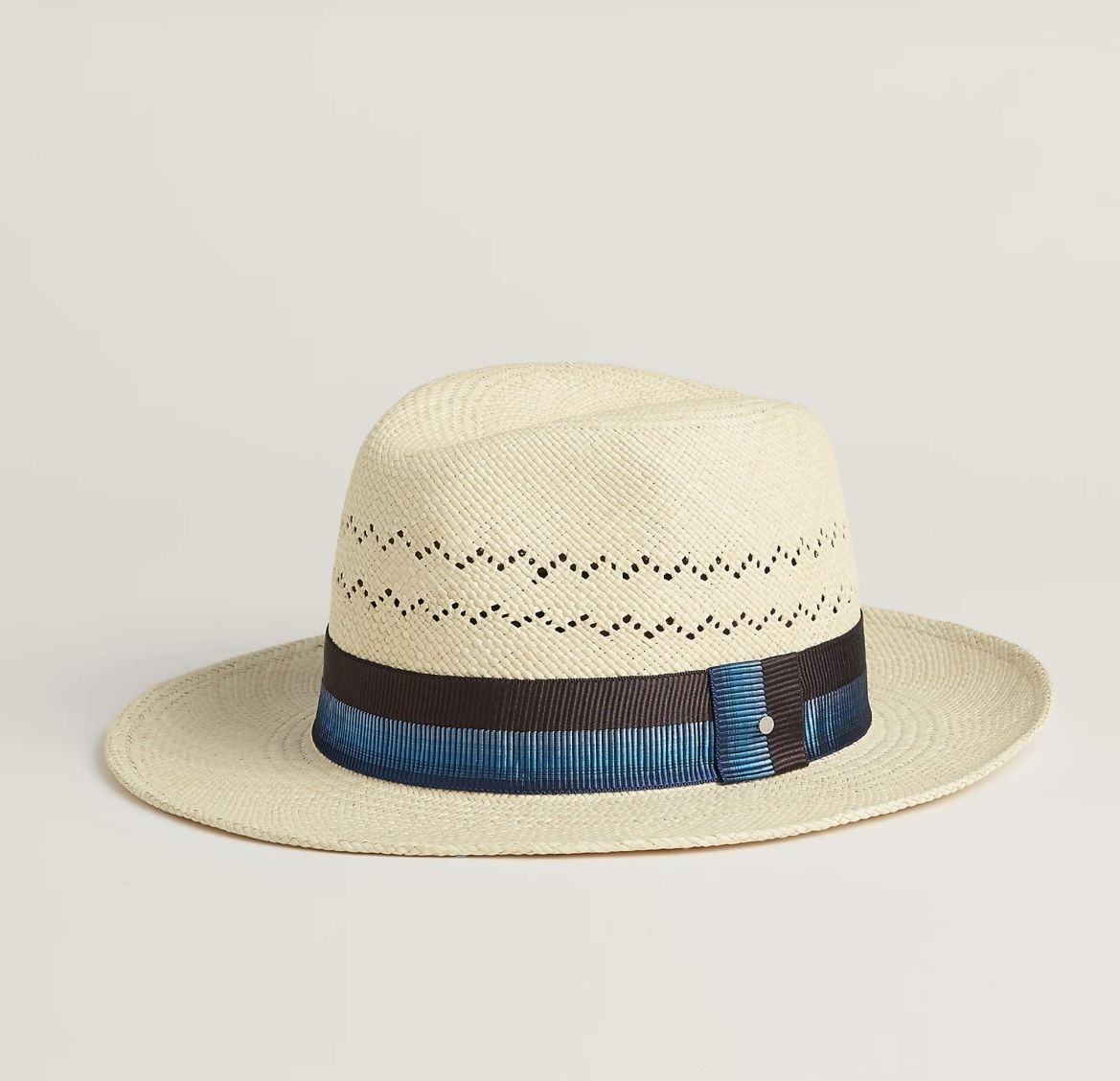 夏の日差しも上品にカット【HERMES】ハット これからの季節に大活躍 エルメスのパナマHermesEstebanハット
