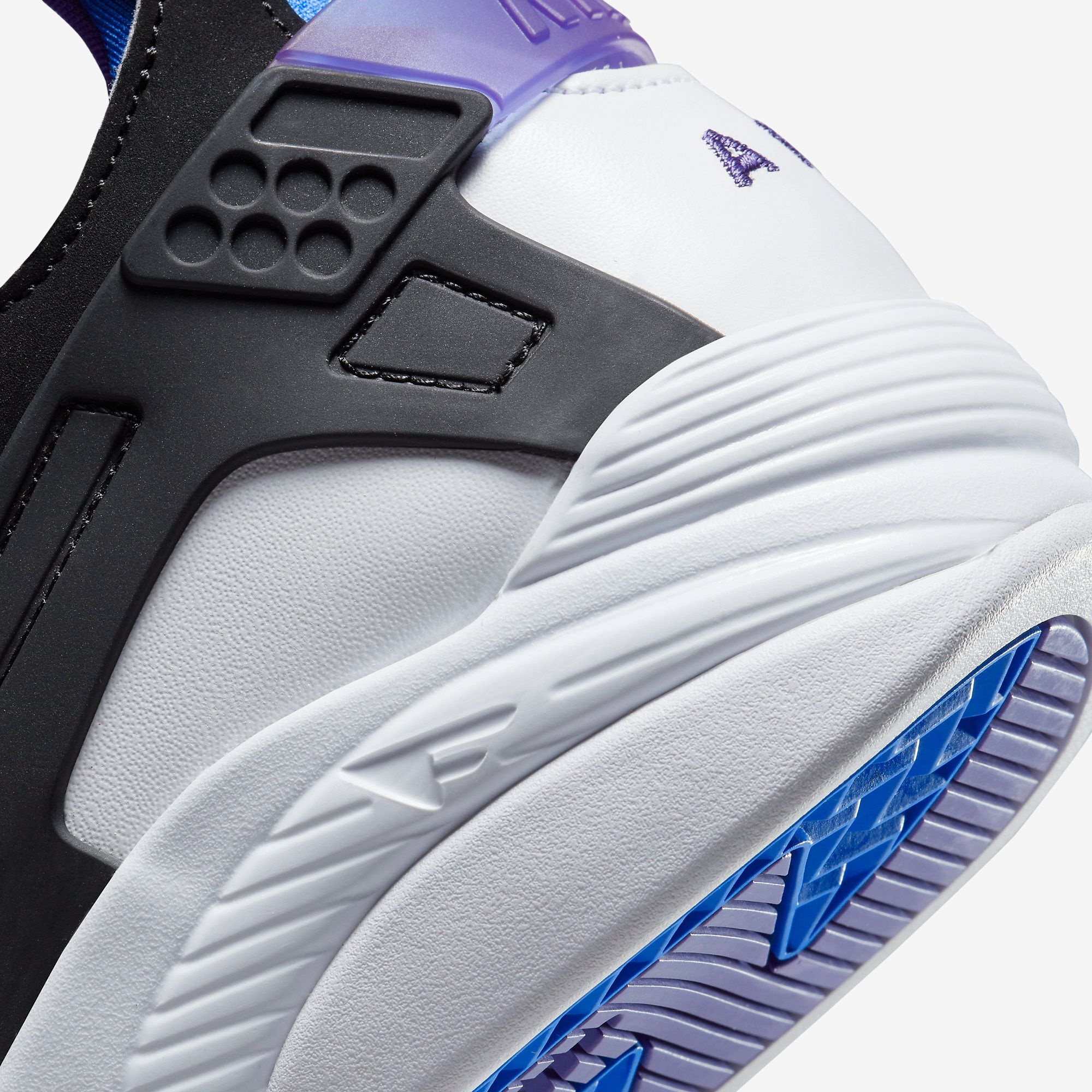 ★NIKE★大人気★AIR FLIGHT HUARACHE★復刻カラー★追跡可 ☆NIKE☆大人気☆AIR FLIGHT HUARACHE☆復刻カラー☆追跡可