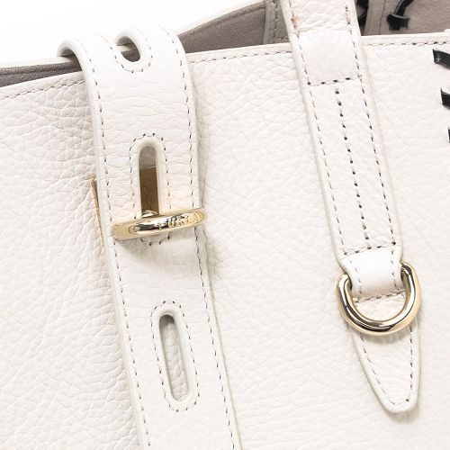 ☆FURLA☆ NET Tote M トートバッグ MARSHMALLOW×NERO♪ ☆FURLA☆ NET Tote M トートバッグ MARSHMALLOW×NERO♪ (FURLA