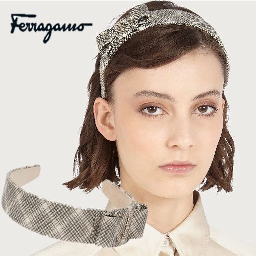 Ferragamo????リボンカチューシャ