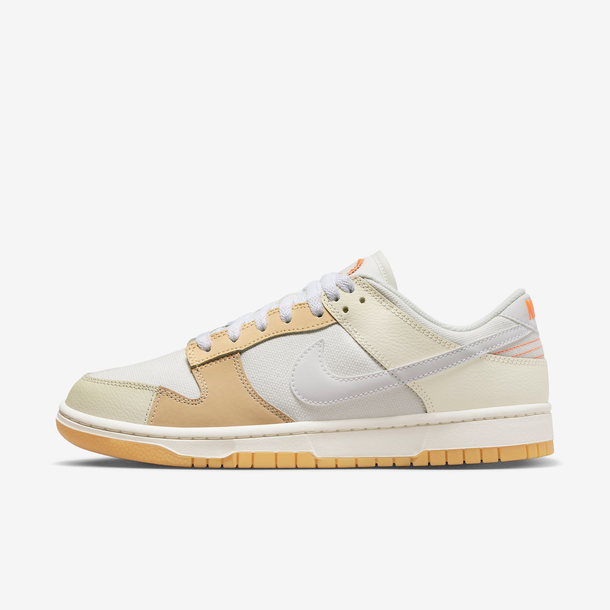 ☆NIKE☆大人気☆DUNK LOW ダンクロー☆追跡可 (Nike/スニーカー