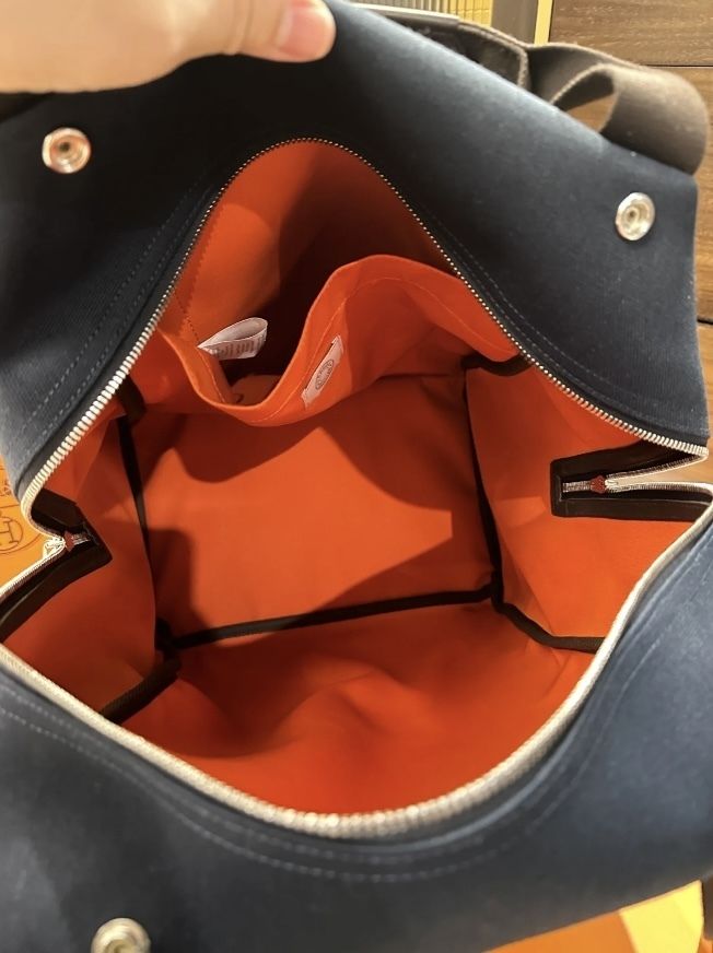 これは欲しいザクザク入るエルメスリュック Hermes バックパック