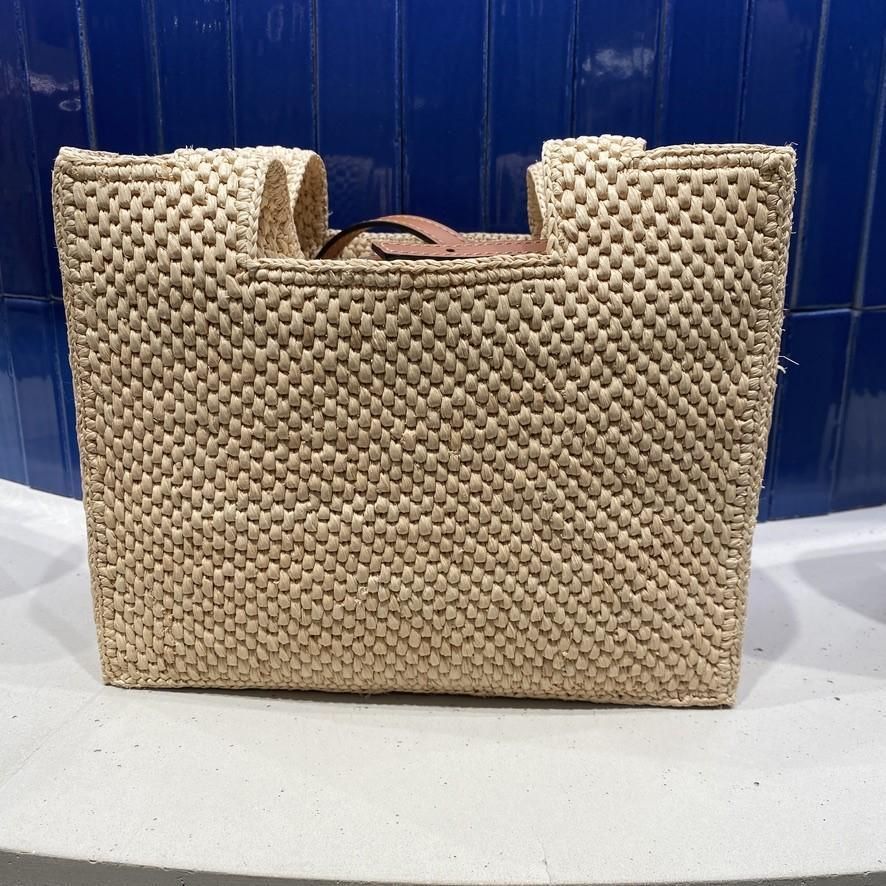 ★ LOEWE★ FONT Rafia かごバッグ【完売前に!】多色 関税込】Small LOEWE Font Tote in raffia (LOEWE/かごバッグ