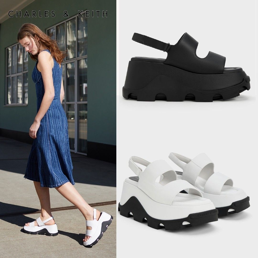 即購入可Charles&Keith 厚底サンダル - サンダル