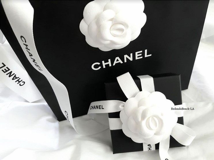 CHANEL（ブローチ/コサージュ）のフリマアイテム一覧