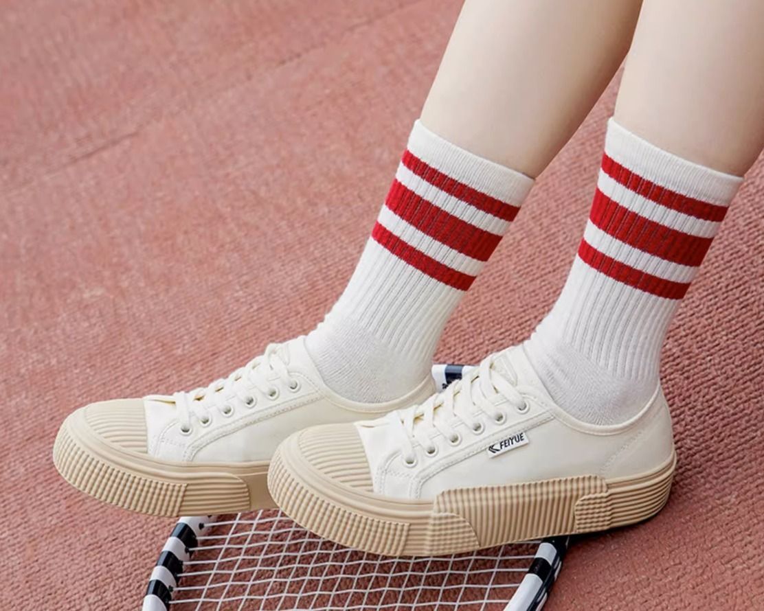 送料関税込み[FEIYUE]スニーカー★22〜25㎝★日本未入荷★新作★ 送料関税込み[FEIYUE]スニーカー☆22〜25㎝☆日本未入荷☆新作