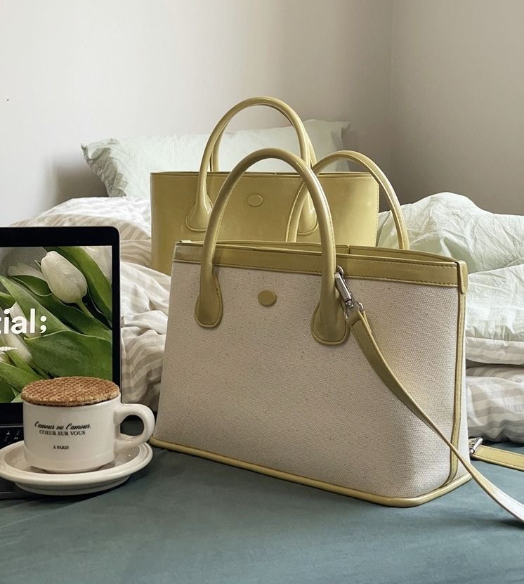 ● THE ALLY ● 日本未入荷！AMY midium BAG ポーチ付き ○ THE ALLY ○ 日本未入荷！AMY midium BAG ポーチ付き (THE