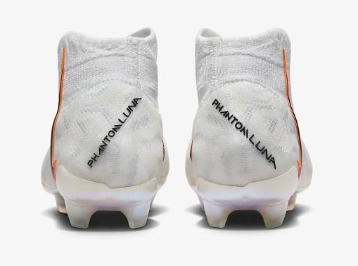 最新サッカースパイク☆Nike Phantom Luna Elite FG☆お早めに