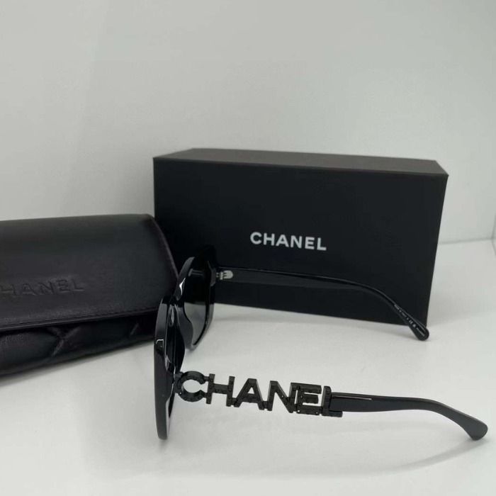 ☆Chanel☆ロゴ入りスクエア シェイプ アイウェア (CHANEL/サングラス 